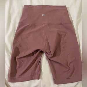 Lululemon bike shorts size 4